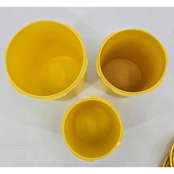 Vintage Tupperware Servalier Canister Set – Harvest Yellow Sunburst Lids - Picture 5 of 5